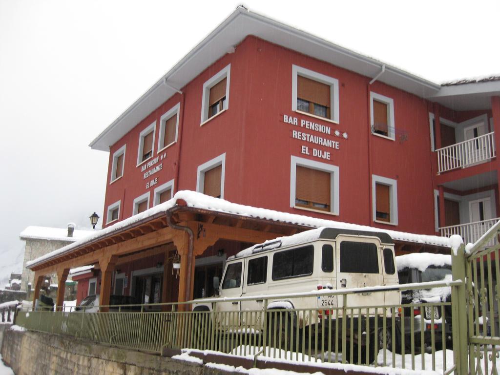 Hostal El Duje Tielve Kültér fotó